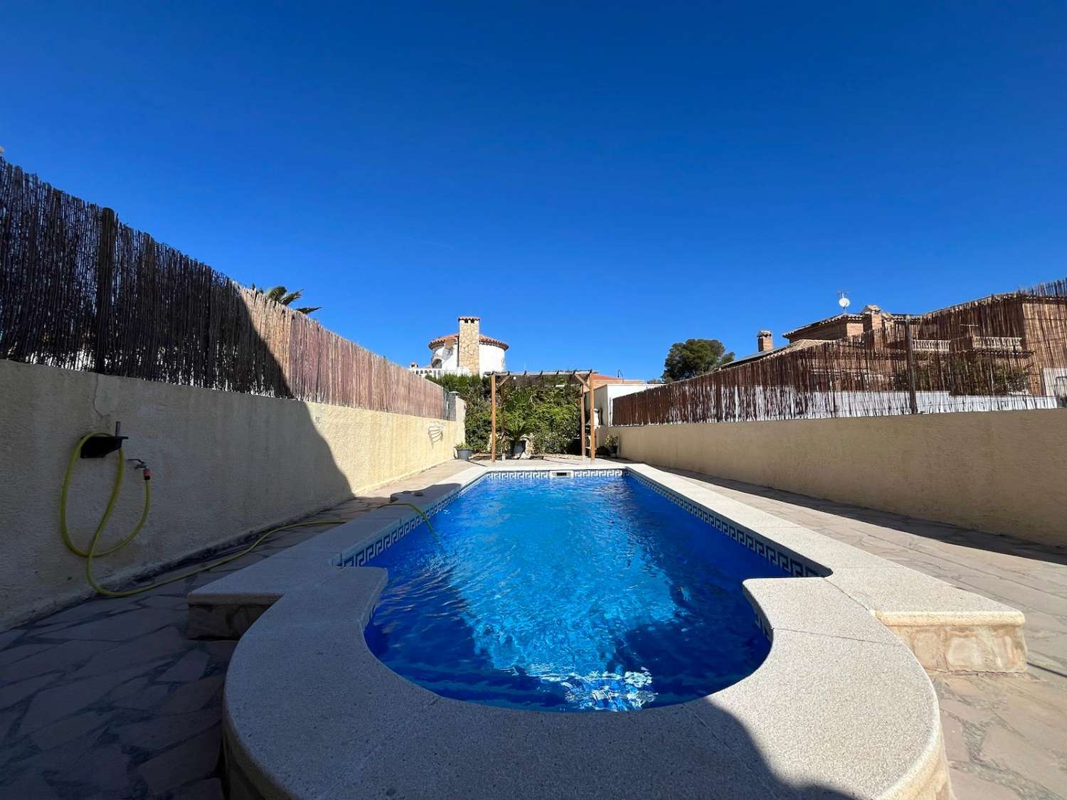 Maison jumelée à seulement 250m de la plage