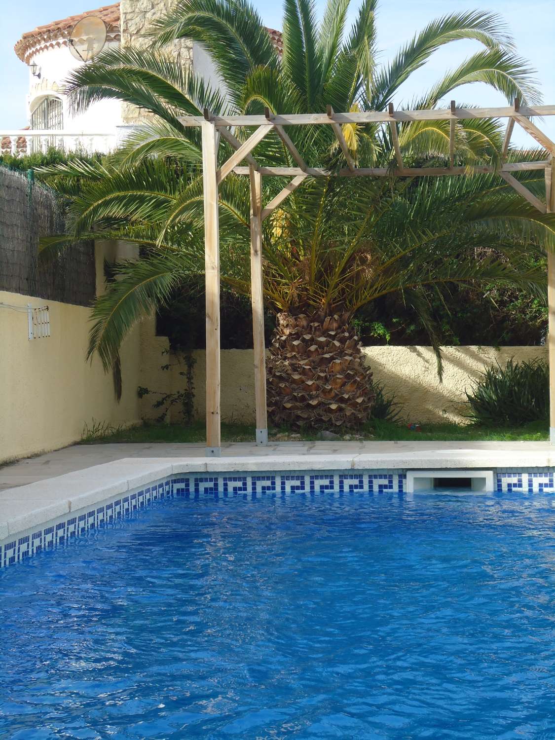 Semi-detached house just 250m from the beach