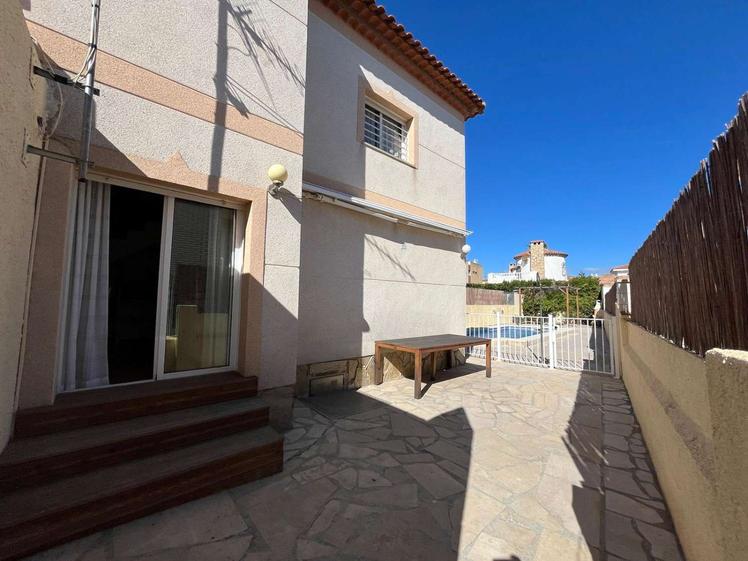 Semi-detached house just 250m from the beach