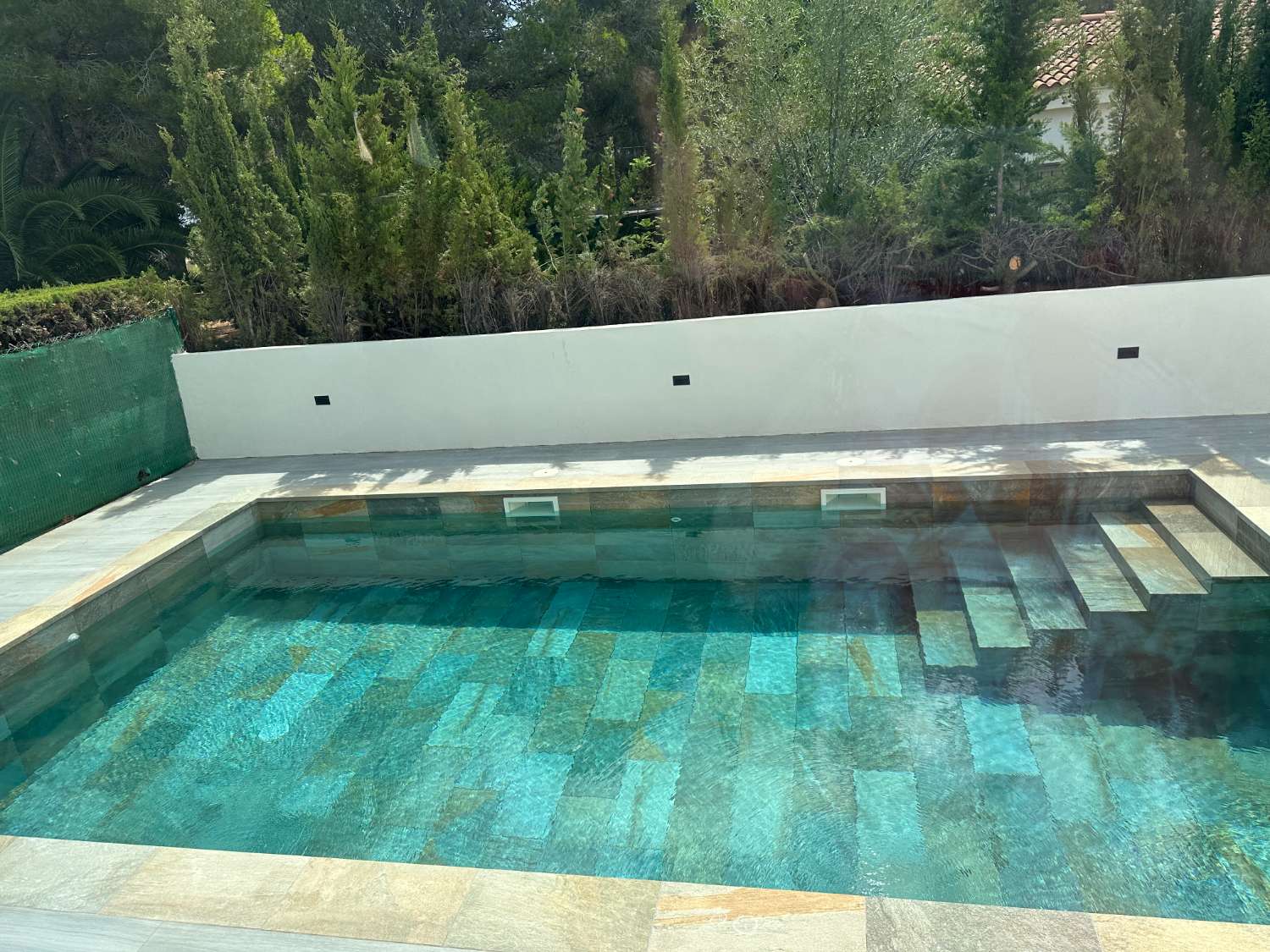 Casa nova amb piscina privada a 200m de la platja