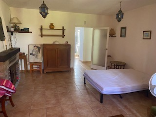 House for sale in quiet area just 800M from the beach