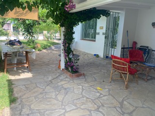 House for sale in quiet area just 800M from the beach