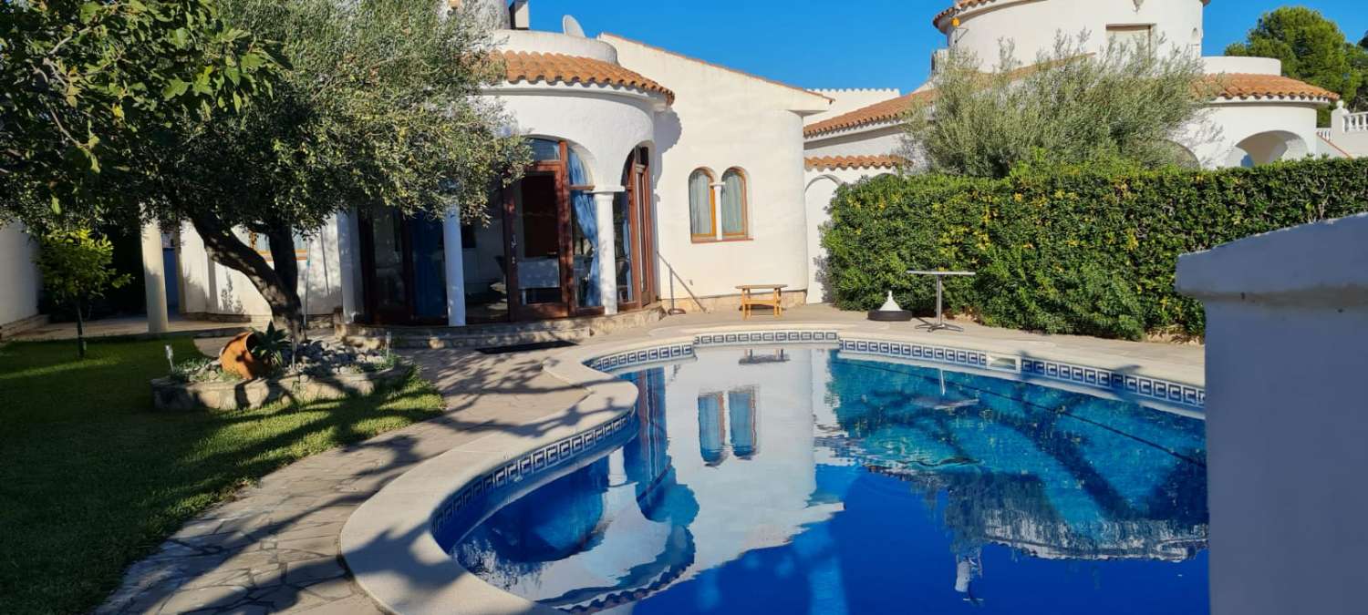 Casa con gran piscina privada Ametlla de Mar!!